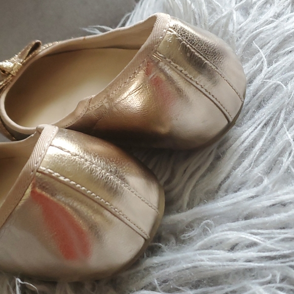 KENNETH COLE - Picture 9 of 9